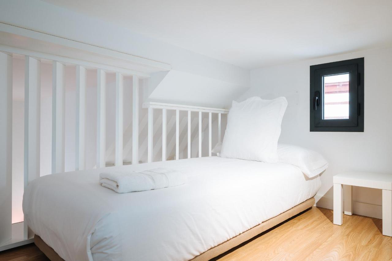 Apartamentos Montevideo 6 Sevilla Eksteriør billede