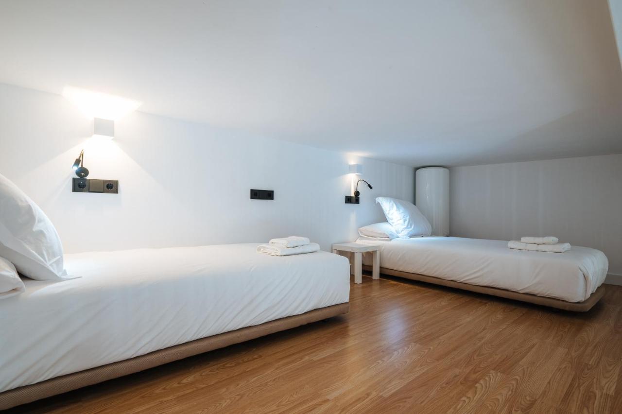 Apartamentos Montevideo 6 Sevilla Eksteriør billede