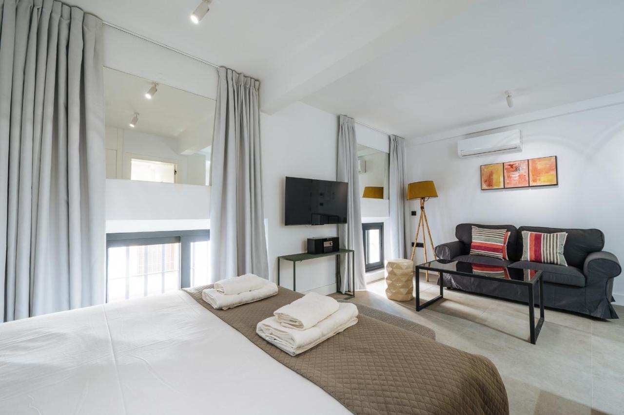 Apartamentos Montevideo 6 Sevilla Eksteriør billede