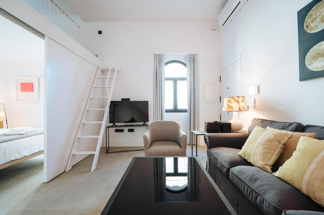 Apartamentos Montevideo 6 Sevilla Eksteriør billede