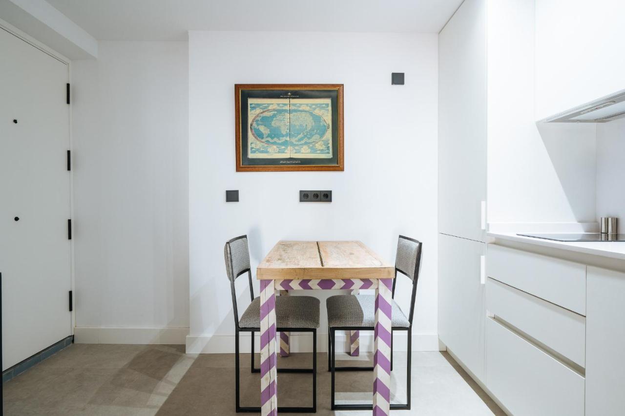 Apartamentos Montevideo 6 Sevilla Eksteriør billede